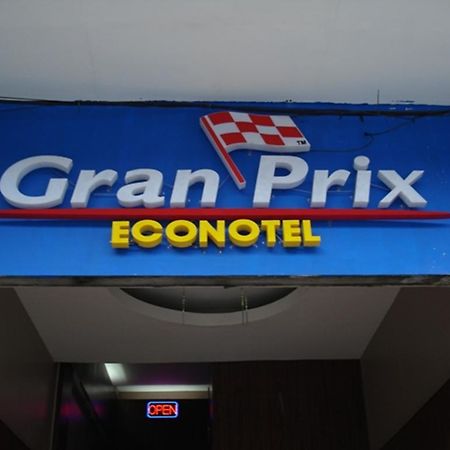מנילה Gran Prix Hotel Pasay מראה חיצוני תמונה