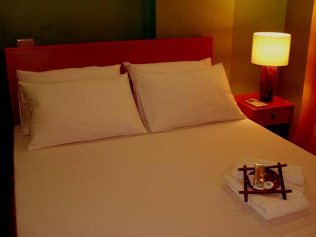מנילה Gran Prix Hotel Pasay חדר תמונה